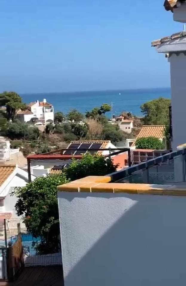 La Villa Escondida 1 Precioso Estudio Vista Al Mar Malaga Exterior photo